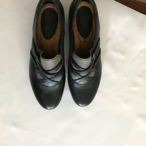 Black with grey leather shoes.  Very comfortable and great for work
